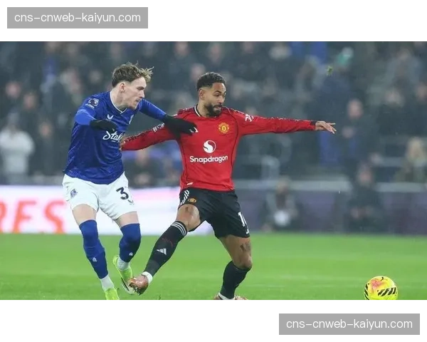 赛后分析:控球率占优却得势不得分,曼联进攻转化效率再遭诟病 赛后分析:控球率占优却得势不得分,曼联进攻转化效率再遭诟病